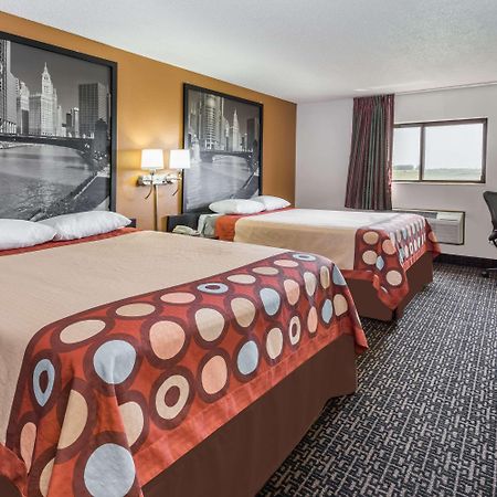 Super 8 By Wyndham Dixon Motel Luaran gambar