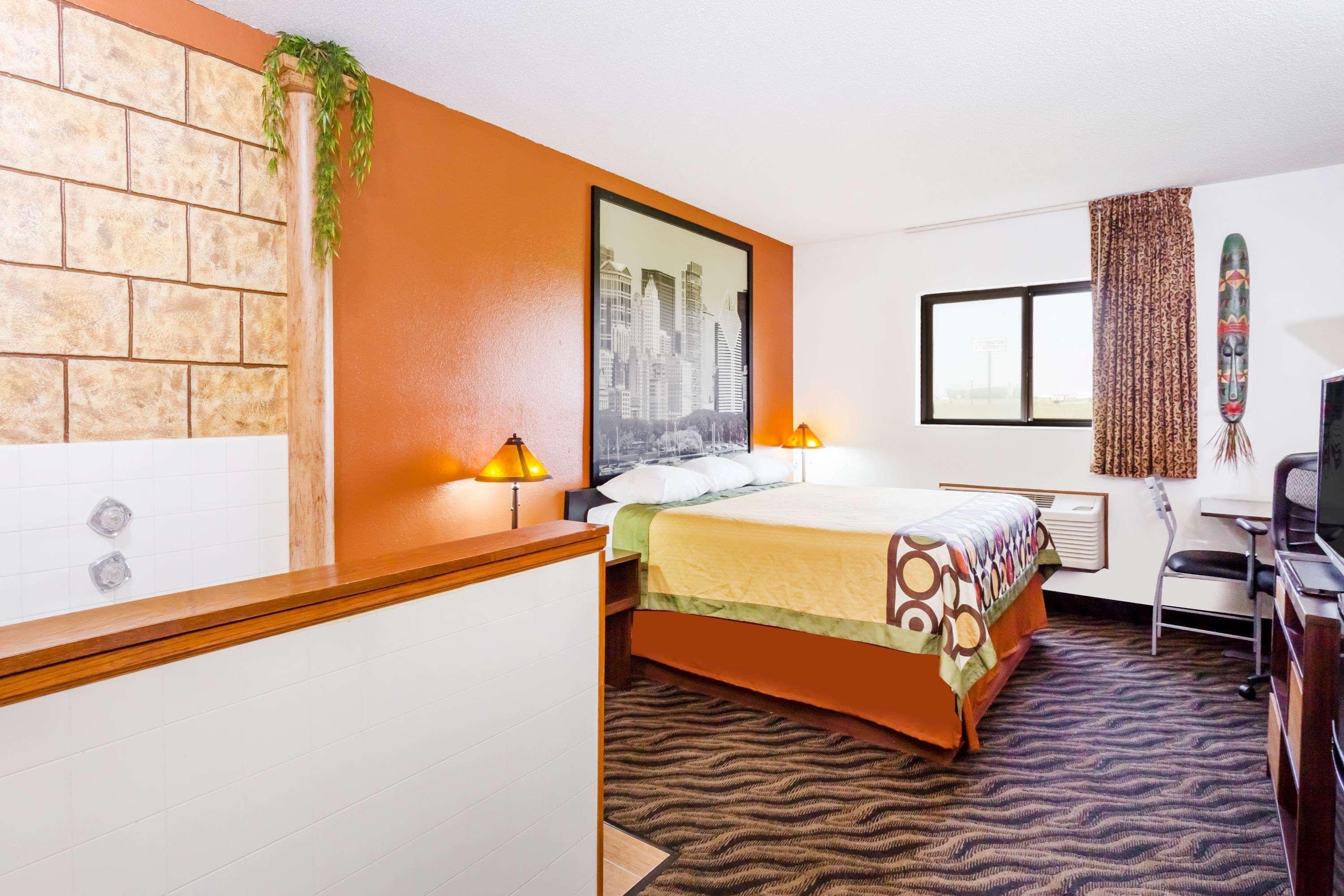 Super 8 By Wyndham Dixon Motel Luaran gambar